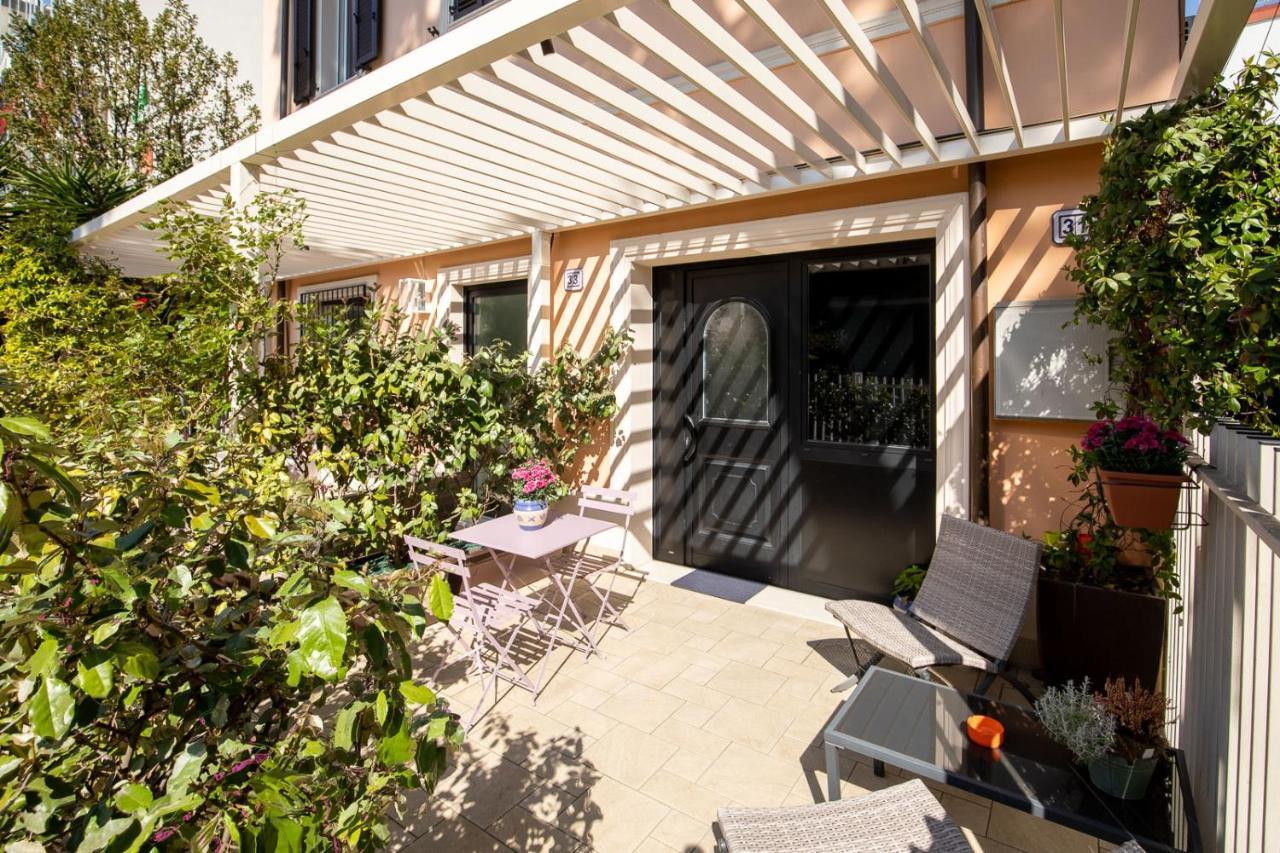 Romantico Open Space A 3min Dalla - Homeunity Appartement