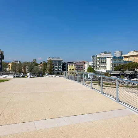 Romantico Open Space A 3Min Dalla Spiaggia - Homeunity Rimini Exterior photo